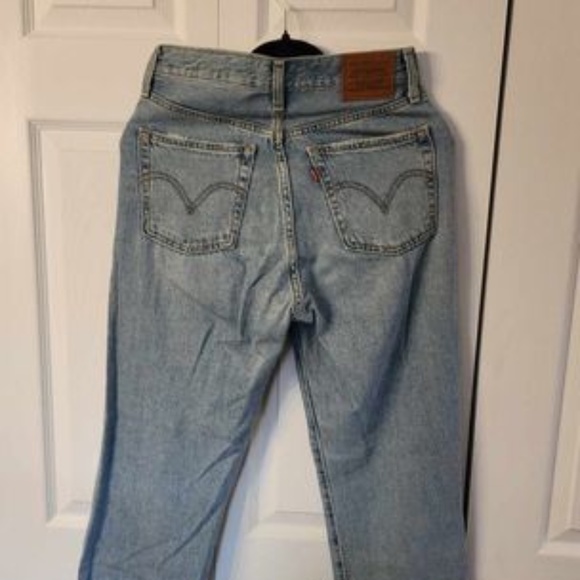 Levi's Ribcage Straight Ankle Jeans 7/8th, Size 27 - Picture 1 of 4